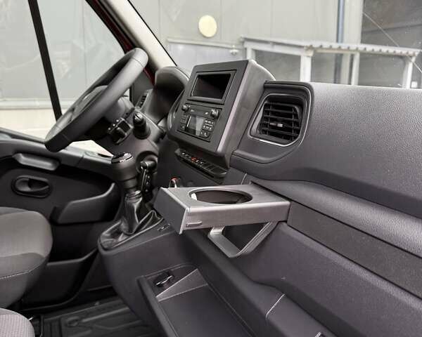 Красный Рено Мастер, объемом двигателя 2.3 л и пробегом 236 тыс. км за 22750 $, фото 45 на Automoto.ua