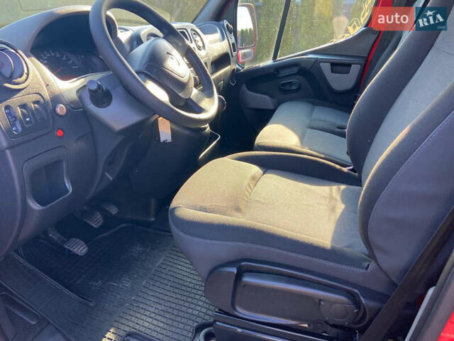 Красный Рено Мастер, объемом двигателя 2.3 л и пробегом 312 тыс. км за 13500 $, фото 8 на Automoto.ua
