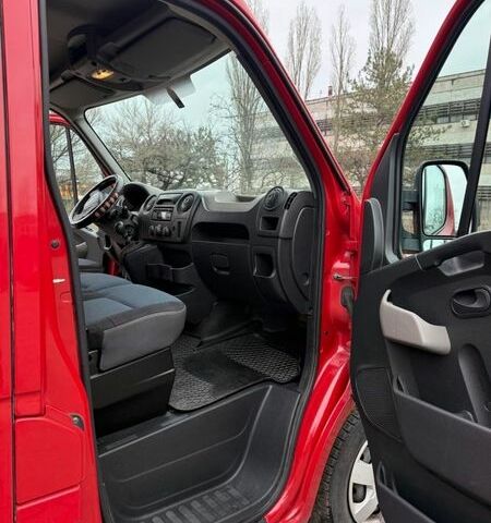 Красный Рено Мастер, объемом двигателя 2.3 л и пробегом 220 тыс. км за 15500 $, фото 8 на Automoto.ua