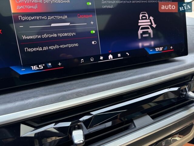 Красный Рено Мастер, объемом двигателя 2.3 л и пробегом 245 тыс. км за 21900 $, фото 3 на Automoto.ua