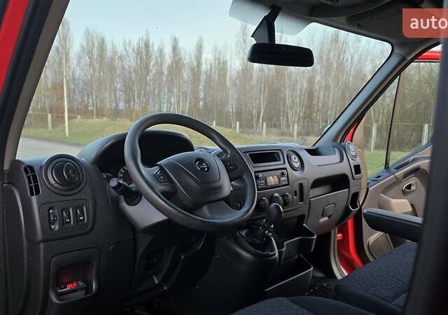 Красный Рено Мастер, объемом двигателя 2.3 л и пробегом 212 тыс. км за 21500 $, фото 15 на Automoto.ua