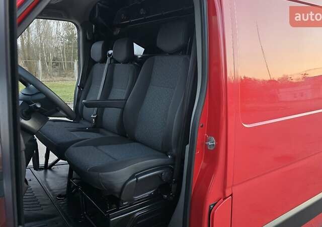 Красный Рено Мастер, объемом двигателя 2.3 л и пробегом 212 тыс. км за 21500 $, фото 21 на Automoto.ua