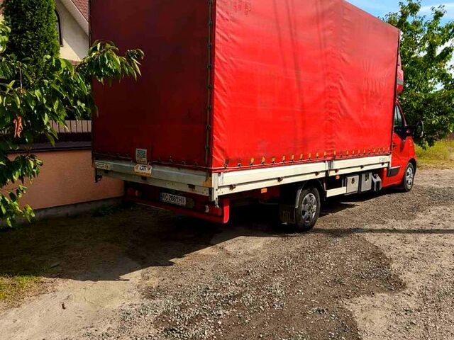 Красный Рено Мастер, объемом двигателя 2.3 л и пробегом 460 тыс. км за 15000 $, фото 1 на Automoto.ua