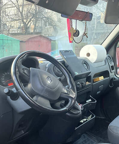 Красный Рено Мастер, объемом двигателя 2.3 л и пробегом 824 тыс. км за 12200 $, фото 5 на Automoto.ua