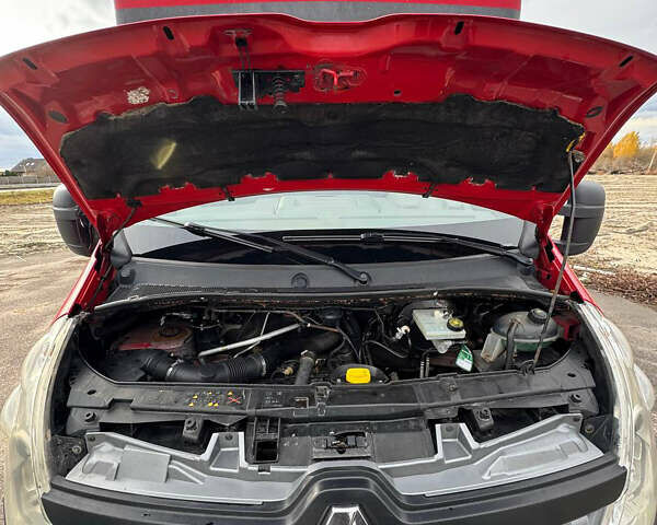 Червоний Рено Мастєр, об'ємом двигуна 2.3 л та пробігом 653 тис. км за 13200 $, фото 11 на Automoto.ua