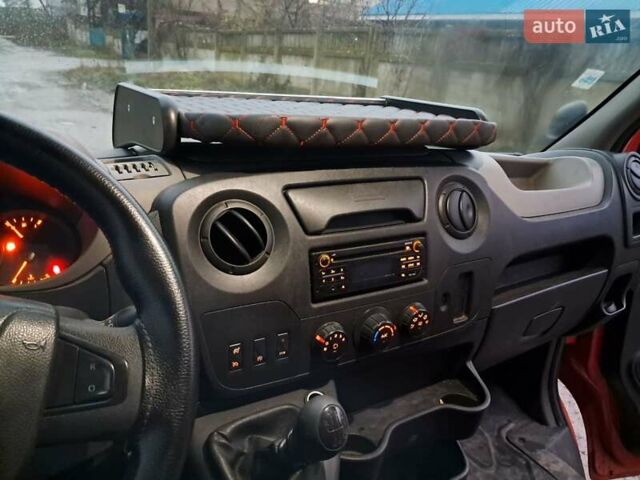Красный Рено Мастер, объемом двигателя 2.3 л и пробегом 588 тыс. км за 15000 $, фото 14 на Automoto.ua