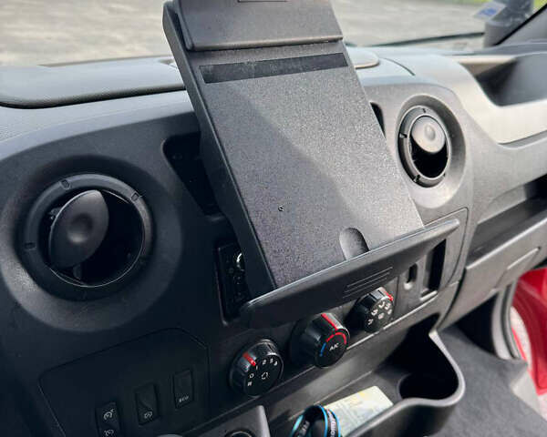 Червоний Рено Мастєр, об'ємом двигуна 2.3 л та пробігом 653 тис. км за 13200 $, фото 22 на Automoto.ua