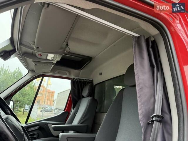 Красный Рено Мастер, объемом двигателя 2.3 л и пробегом 380 тыс. км за 17700 $, фото 53 на Automoto.ua