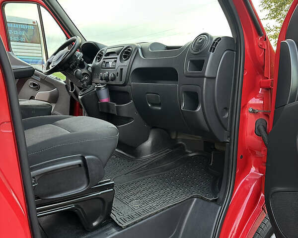 Красный Рено Мастер, объемом двигателя 2.3 л и пробегом 322 тыс. км за 17500 $, фото 17 на Automoto.ua