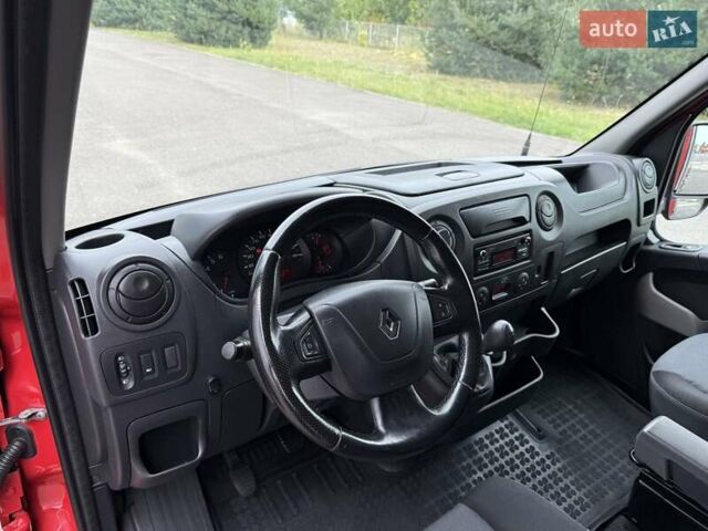 Красный Рено Мастер, объемом двигателя 2.3 л и пробегом 380 тыс. км за 17700 $, фото 52 на Automoto.ua