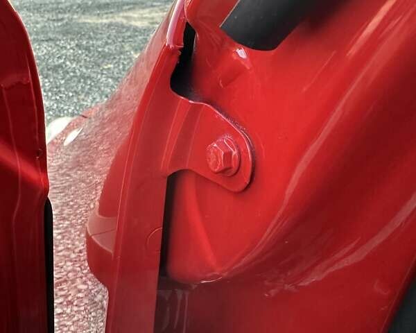 Красный Рено Мастер, объемом двигателя 2.3 л и пробегом 365 тыс. км за 17900 $, фото 8 на Automoto.ua