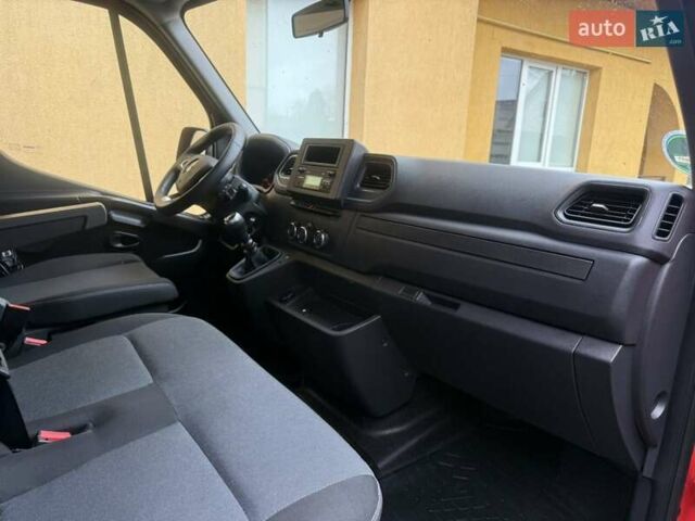 Красный Рено Мастер, объемом двигателя 2.3 л и пробегом 354 тыс. км за 20400 $, фото 15 на Automoto.ua