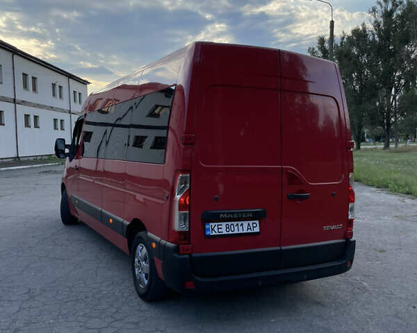 Красный Рено Мастер, объемом двигателя 2.3 л и пробегом 355 тыс. км за 18500 $, фото 6 на Automoto.ua
