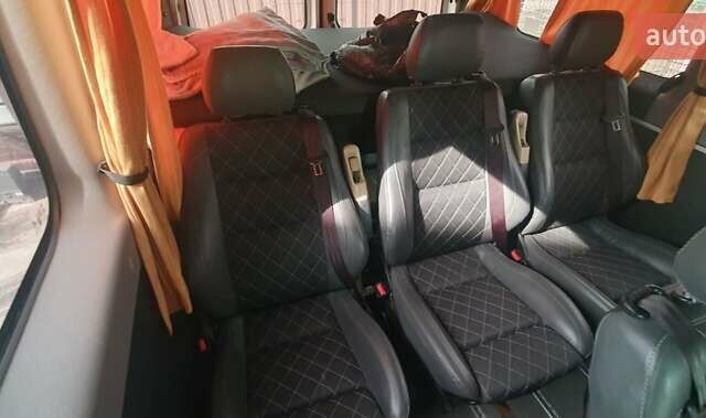 Рено Мастер 2017 в Киеве на Automoto.ua Красный Рено Мастер, объемом двигателя 2.3 л и пробегом 450 тыс. км за 15999 $, фото 13 на Automoto.ua