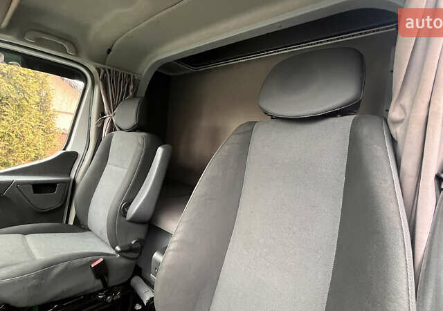 Рено Мастер, объемом двигателя 2.3 л и пробегом 383 тыс. км за 18500 $, фото 5 на Automoto.ua
