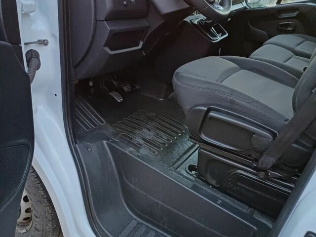 Рено Мастер, объемом двигателя 0 л и пробегом 0 тыс. км за 17999 $, фото 10 на Automoto.ua