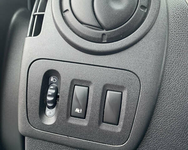 Рено Мастер, объемом двигателя 0 л и пробегом 350 тыс. км за 16500 $, фото 10 на Automoto.ua