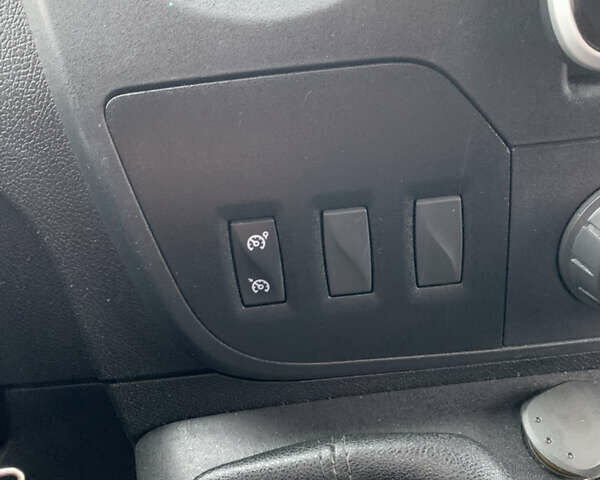 Рено Мастер, объемом двигателя 0 л и пробегом 350 тыс. км за 16500 $, фото 9 на Automoto.ua