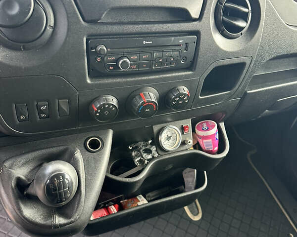 Рено Мастєр 2013 у Житомирі на Automoto.ua Рено Мастєр, об'ємом двигуна 0 л та пробігом 722 тис. км за 14800 $, фото 16 на Automoto.ua