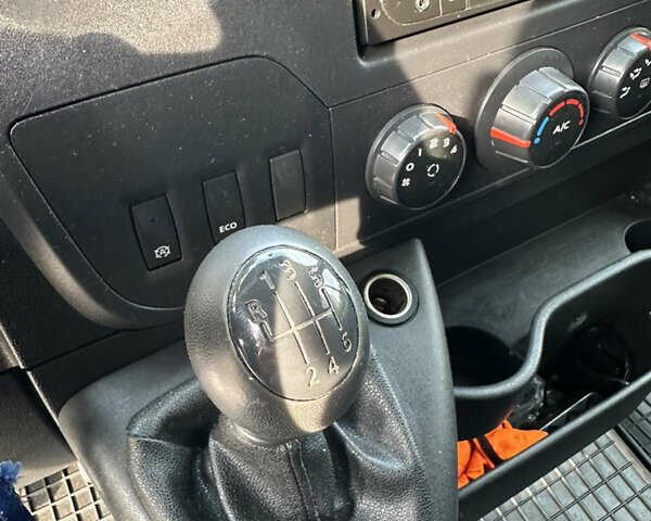 Рено Мастер, объемом двигателя 2.3 л и пробегом 182 тыс. км за 27000 $, фото 60 на Automoto.ua