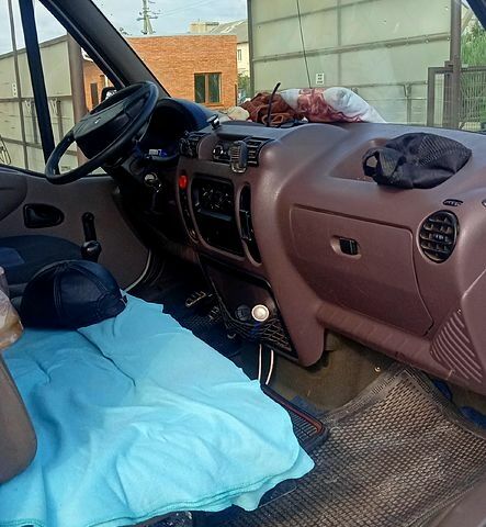 Рено Мастєр, об'ємом двигуна 2.2 л та пробігом 0 тис. км за 3800 $, фото 8 на Automoto.ua