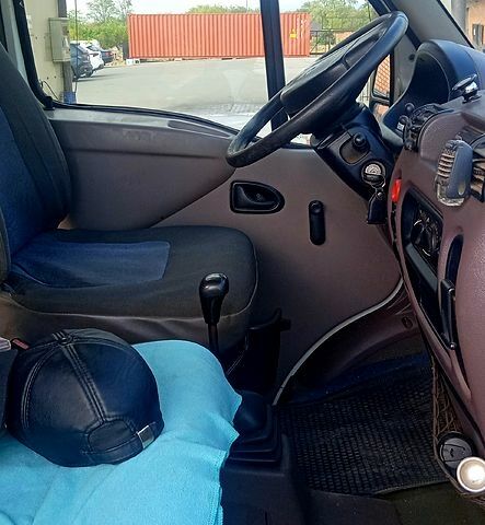 Рено Мастєр, об'ємом двигуна 2.2 л та пробігом 0 тис. км за 3800 $, фото 6 на Automoto.ua