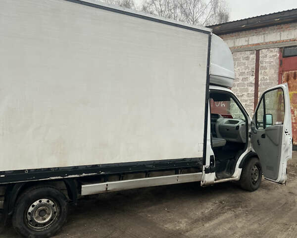 Рено Мастер, объемом двигателя 2.2 л и пробегом 600 тыс. км за 6800 $, фото 3 на Automoto.ua