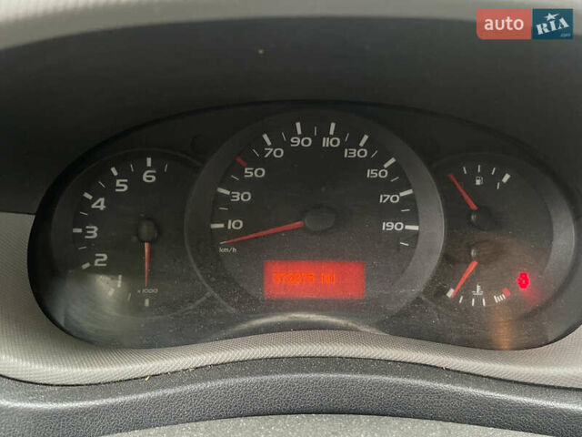 Рено Мастер, объемом двигателя 2.3 л и пробегом 372 тыс. км за 11000 $, фото 15 на Automoto.ua