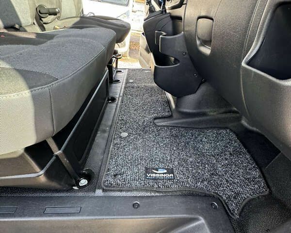 Рено Мастер, объемом двигателя 2.3 л и пробегом 240 тыс. км за 18900 $, фото 23 на Automoto.ua