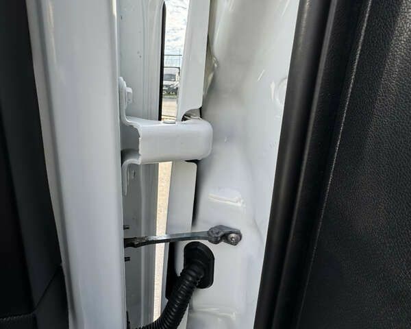 Рено Мастер, объемом двигателя 2.3 л и пробегом 240 тыс. км за 18900 $, фото 14 на Automoto.ua