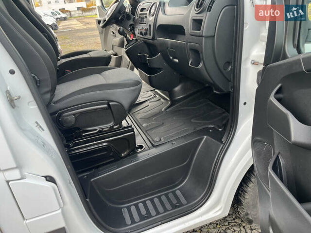 Рено Мастер, объемом двигателя 2.3 л и пробегом 350 тыс. км за 15480 $, фото 15 на Automoto.ua