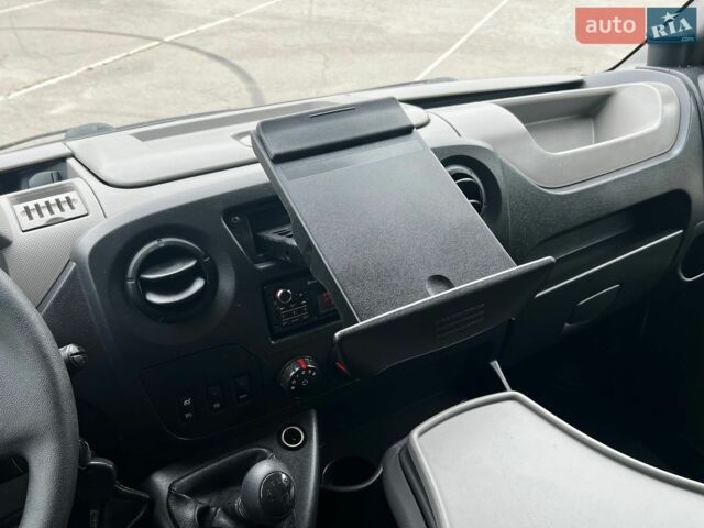 Рено Мастер, объемом двигателя 0 л и пробегом 297 тыс. км за 16300 $, фото 41 на Automoto.ua