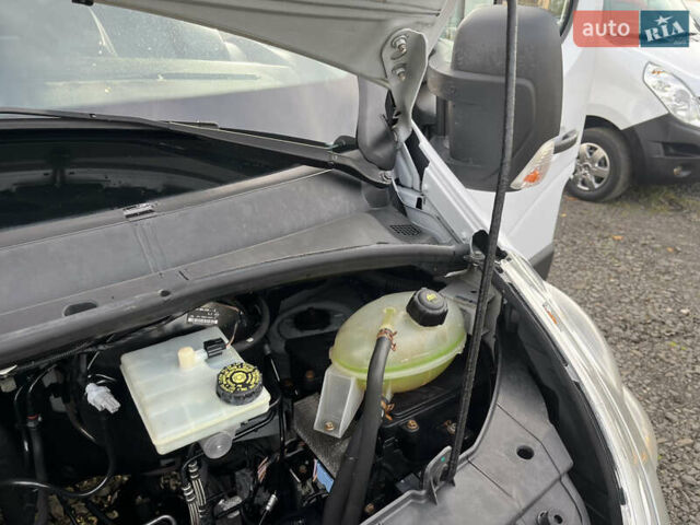 Рено Мастер, объемом двигателя 2.3 л и пробегом 350 тыс. км за 15480 $, фото 29 на Automoto.ua