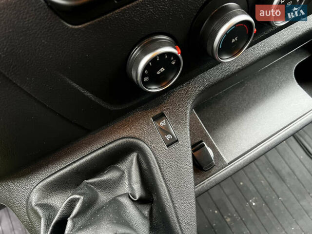 Рено Мастер, объемом двигателя 2.3 л и пробегом 240 тыс. км за 24500 $, фото 33 на Automoto.ua