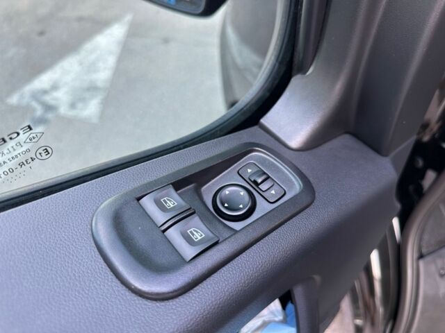 Рено Мастєр, об'ємом двигуна 0 л та пробігом 0 тис. км за 26500 $, фото 18 на Automoto.ua