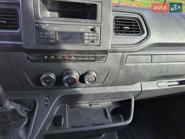 Рено Мастер, объемом двигателя 0 л и пробегом 36 тыс. км за 25900 $, фото 5 на Automoto.ua