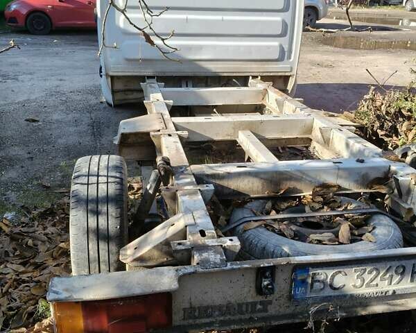 Рено Мастер, объемом двигателя 2.5 л и пробегом 300 тыс. км за 5500 $, фото 12 на Automoto.ua