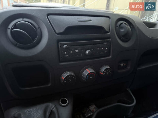 Рено Мастер, объемом двигателя 0 л и пробегом 300 тыс. км за 4400 $, фото 3 на Automoto.ua