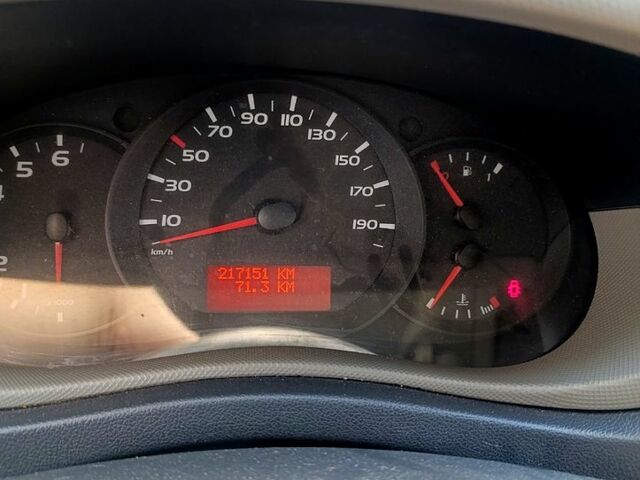 Рено Мастєр, об'ємом двигуна 2.3 л та пробігом 217 тис. км за 14500 $, фото 7 на Automoto.ua