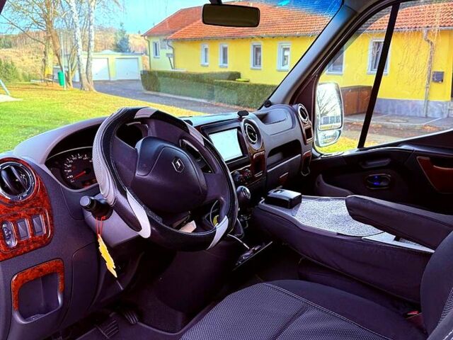 Рено Мастер, объемом двигателя 2.5 л и пробегом 123 тыс. км за 15000 $, фото 4 на Automoto.ua