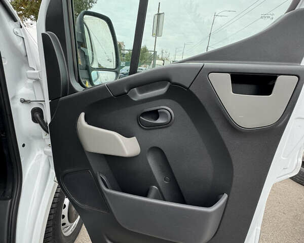 Рено Мастєр, об'ємом двигуна 2.3 л та пробігом 4 тис. км за 23900 $, фото 22 на Automoto.ua