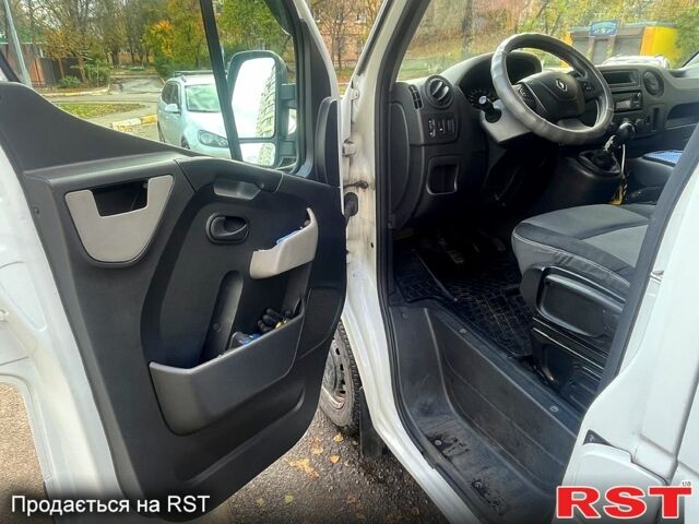 Рено Мастєр, об'ємом двигуна 2.3 л та пробігом 278 тис. км за 15000 $, фото 12 на Automoto.ua