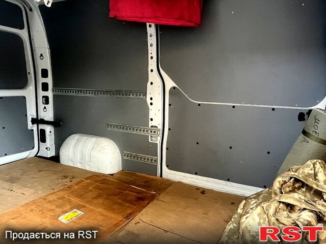 Рено Мастєр, об'ємом двигуна 2.3 л та пробігом 278 тис. км за 15000 $, фото 13 на Automoto.ua