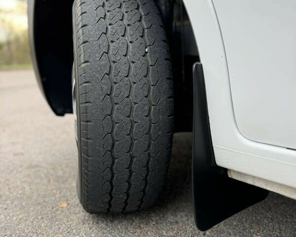 Рено Мастєр, об'ємом двигуна 2.3 л та пробігом 519 тис. км за 16500 $, фото 4 на Automoto.ua