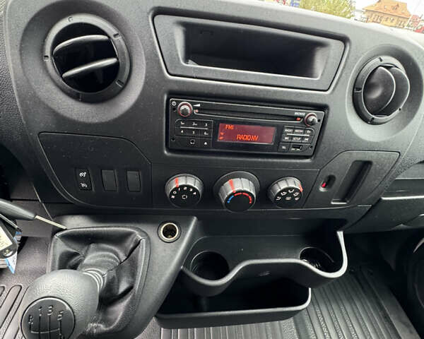 Рено Мастєр, об'ємом двигуна 2.3 л та пробігом 4 тис. км за 23900 $, фото 19 на Automoto.ua