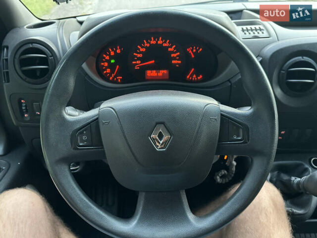 Рено Мастер, объемом двигателя 2.3 л и пробегом 408 тыс. км за 14500 $, фото 20 на Automoto.ua