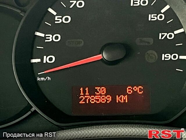 Рено Мастєр, об'ємом двигуна 2.3 л та пробігом 278 тис. км за 15000 $, фото 4 на Automoto.ua