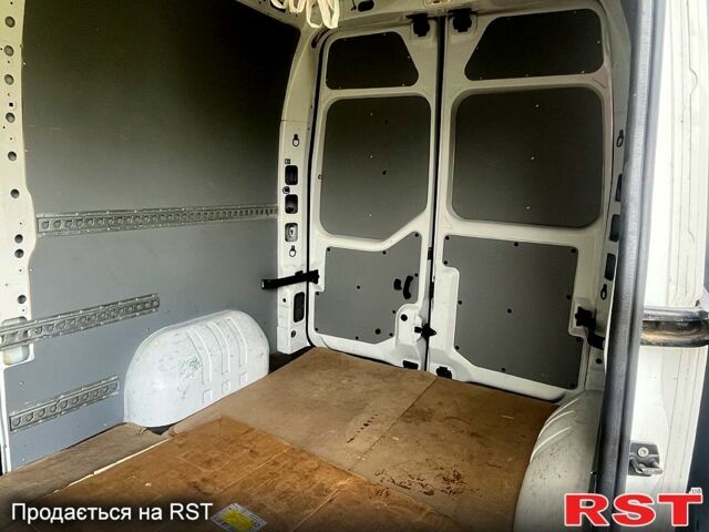 Рено Мастєр, об'ємом двигуна 2.3 л та пробігом 278 тис. км за 15000 $, фото 10 на Automoto.ua