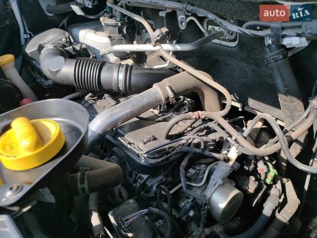 Рено Мастер, объемом двигателя 0 л и пробегом 204 тыс. км за 15700 $, фото 22 на Automoto.ua
