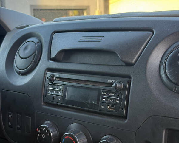 Рено Мастєр, об'ємом двигуна 2.3 л та пробігом 308 тис. км за 12999 $, фото 5 на Automoto.ua